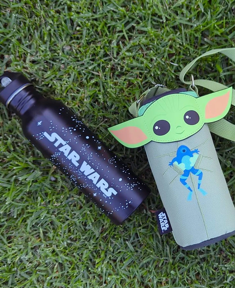 Oniva Star Wars Mandalorian Grogu Bottle Cooler Tote Set, 24 oz.