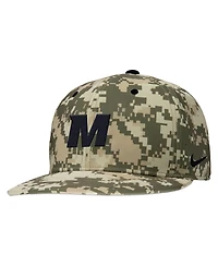 Nike Men's Digital Camo Missouri Tigers On-Field Baseball Performance Fitted Hat