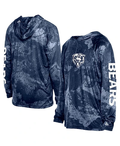 New Era Men's Navy Chicago Bears Realtree Xtreme Camo Raglan Long Sleeve Hooded Top