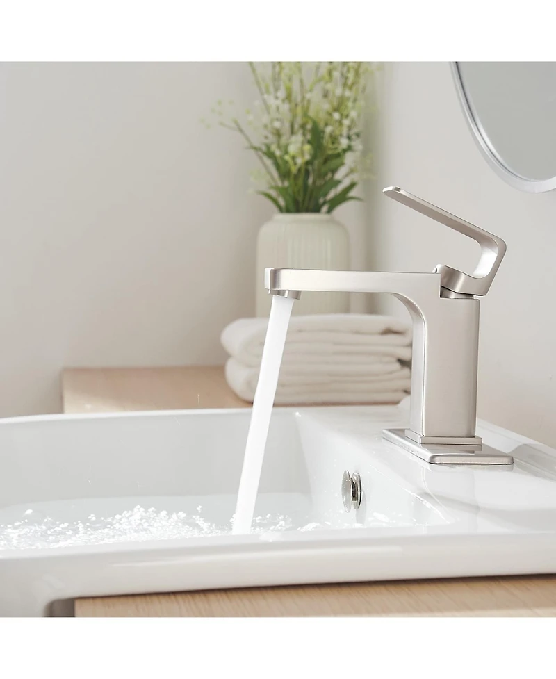 Single Hole Single-Handle Bathroom Faucet Brushed Nickel