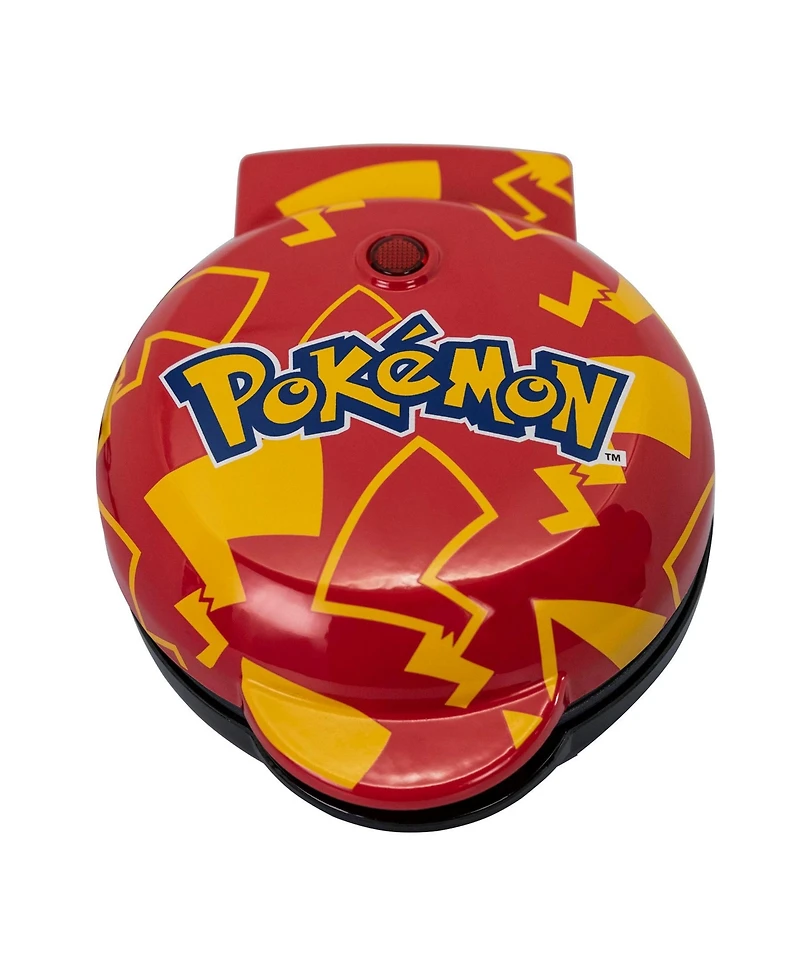 Uncanny Brands Pokemon Pikachu Mini Waffle Maker - Pokemon Kitchen Appliance