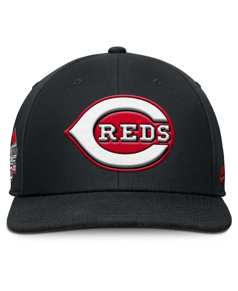 Nike Men's /Black Cincinnati Reds Pro Performance Snapback Hat
