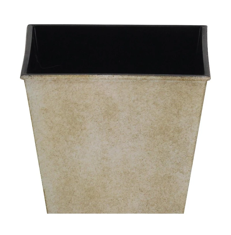 Lightweight Plastic Flower Pot for Indoor Outdoor Planting
