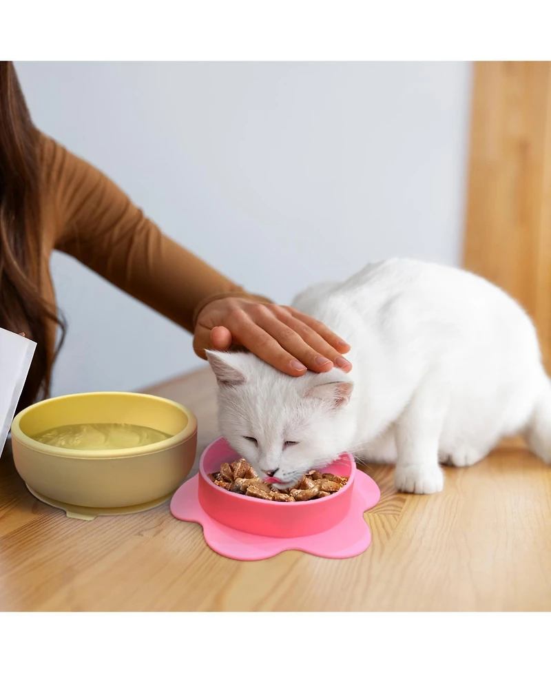 P.t. Supply Co. Lilac Small Flower-Shaped Silicone Pet Bowl with Non-Slip Suction Base