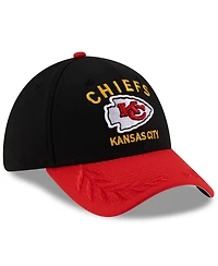 New Era Men's /Red Kansas City Chiefs 2025 Nfl Draft 39THIRTY Flex Hat