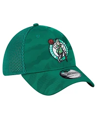 New Era Men's Kelly Green Boston Celtics Subtle Camo 39THIRTY Flex Hat