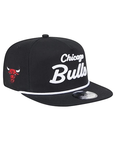 New Era Men's Black Chicago Bulls Team Text Golfer Snapback Hat