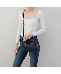 Hobo Cora Wallet Crossbody