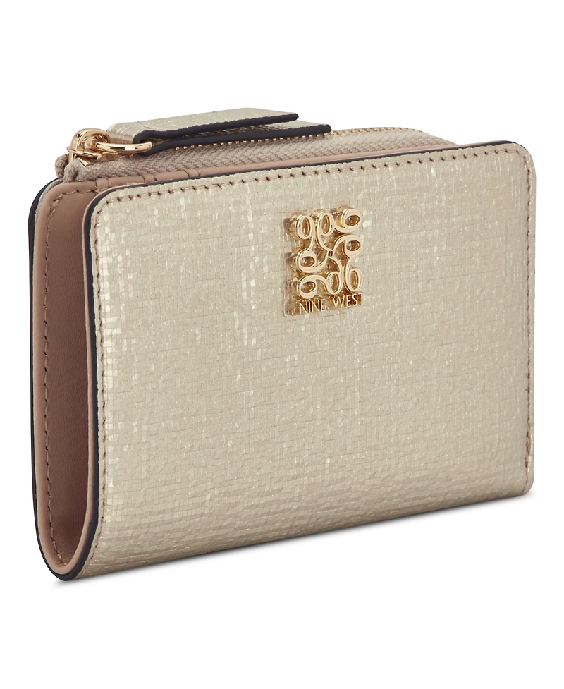 Nine West Cramer Zip Around Card Case