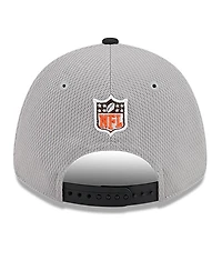 New Era Men's Gray/Black Cleveland Browns 2023 Sideline 9FORTY Adjustable Hat
