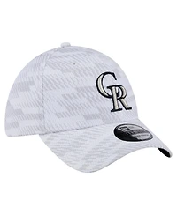 New Era Men's White Colorado Rockies Graded 39THIRTY Flex Hat
