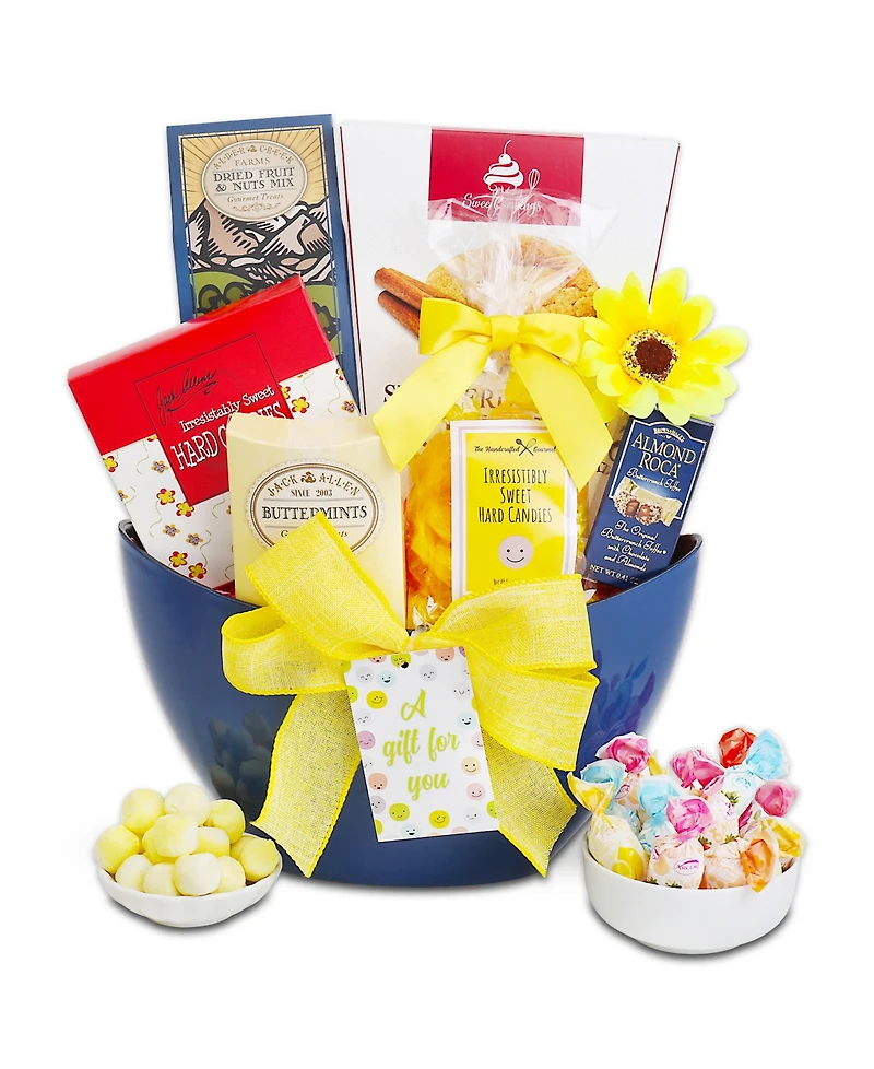 Alder Creek Gift Baskets All Smiles Sweet Treat Gift Tote, 7 Piece