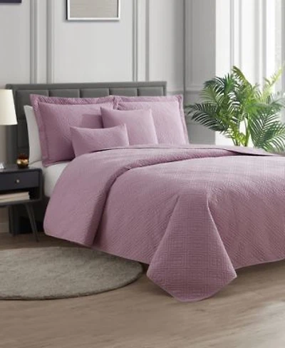 Nestl Diamond Embossed Collection Quilt Sets