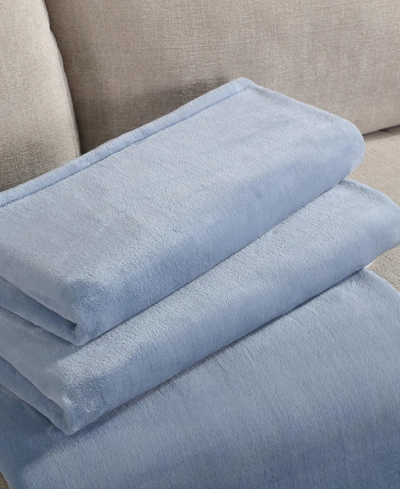 Calvin Klein Core Plush Solid Blanket