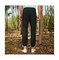 Campus Sutra Men's Obsidian Black Solid Belted Trousers