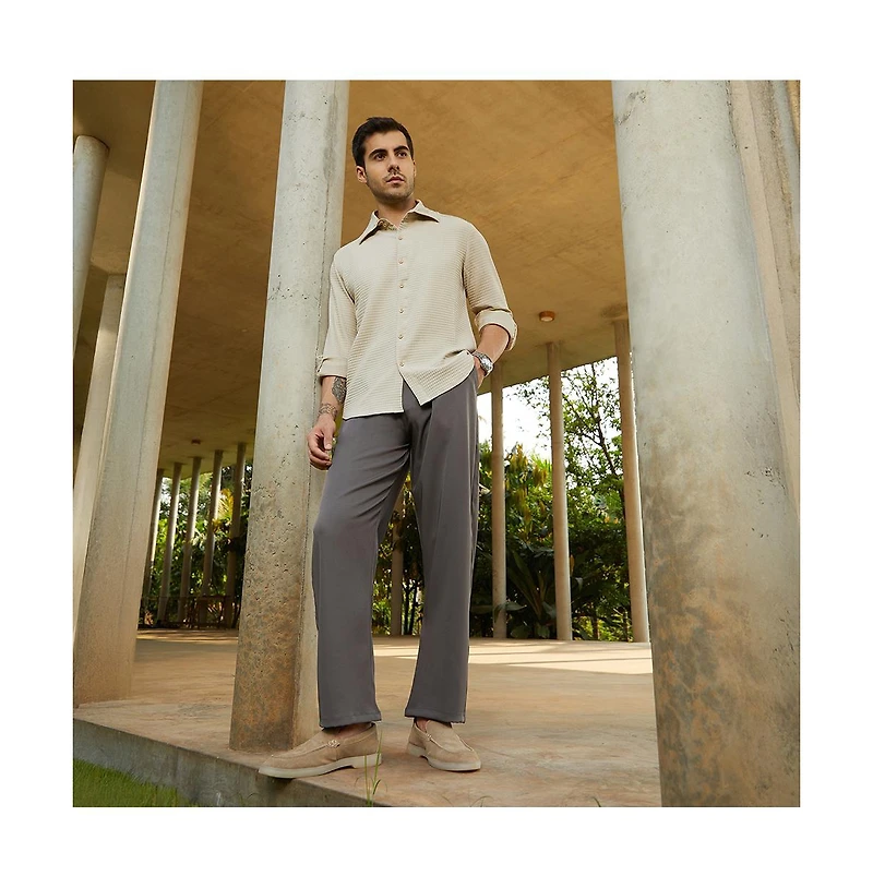 Campus Sutra Men's Charcoal Black Straight Pleated Trousers