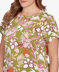 Hearts Of Palm Plus Size Short Sleeve Embellished Blossom Top