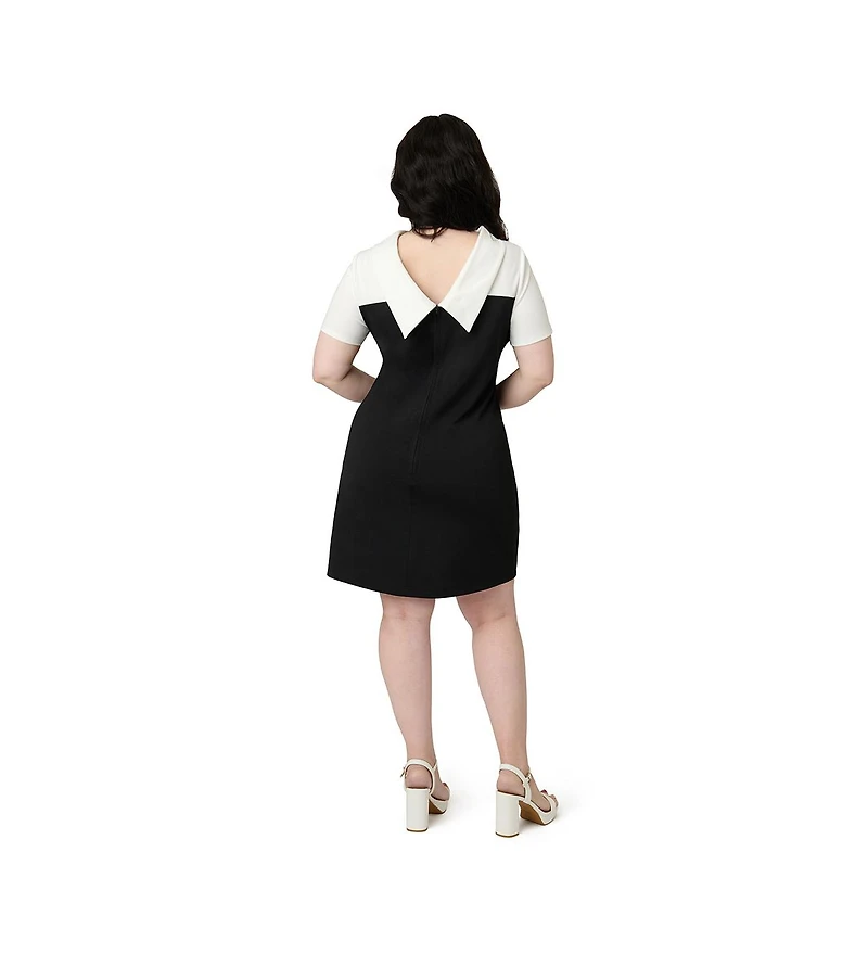Smak Parlour Plus Size Mock Neck Heart Shift Dress