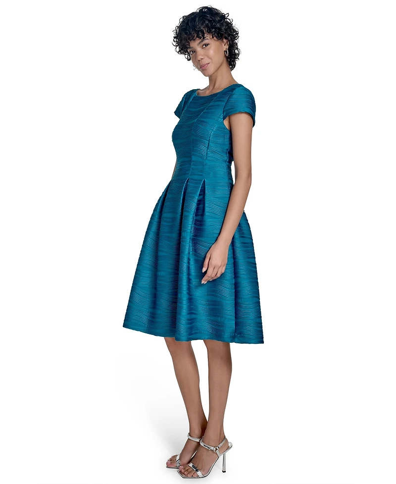 Jessica Howard Petite Short-Sleeve Fit & Flare Dress