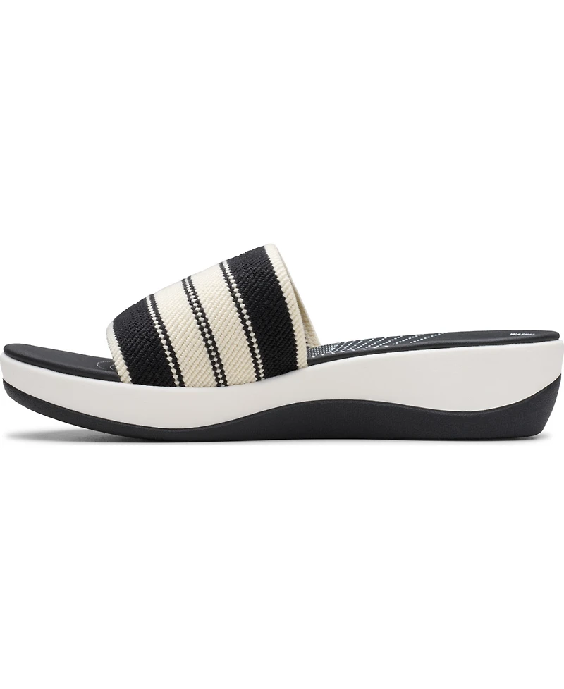 Clarks Cloudsteppers Women's Arla Hollis Slip-On Flat Sandals
