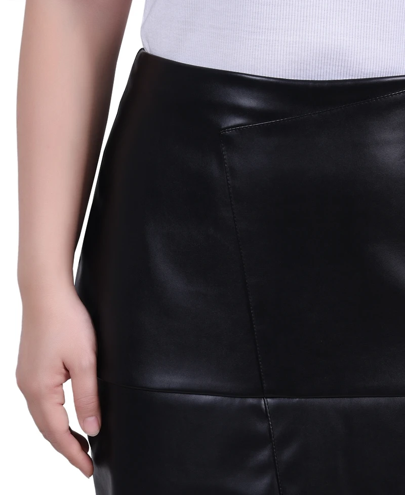 Ny Collection Petite Faux Leather Slim Back Zipper Skirt