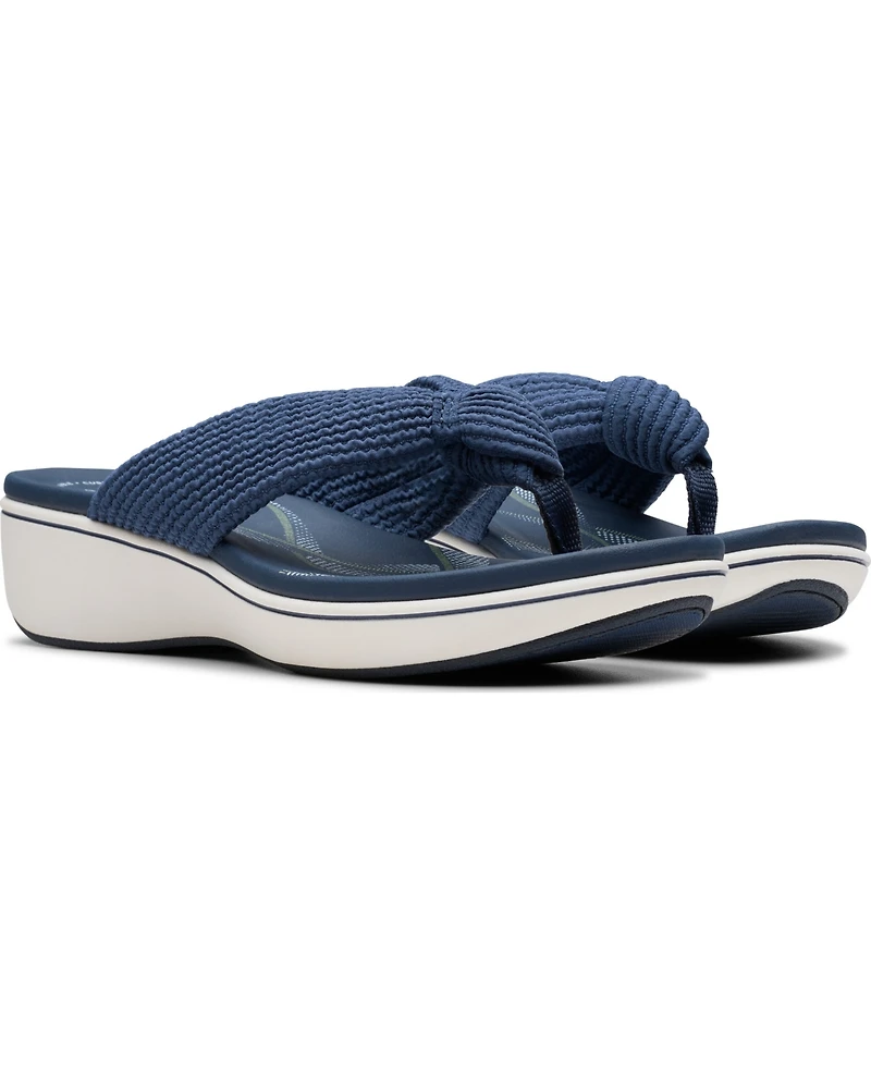 Clarks Cloudsteppers Women's Breeze Rae Erin Slip-On Flat Sandals