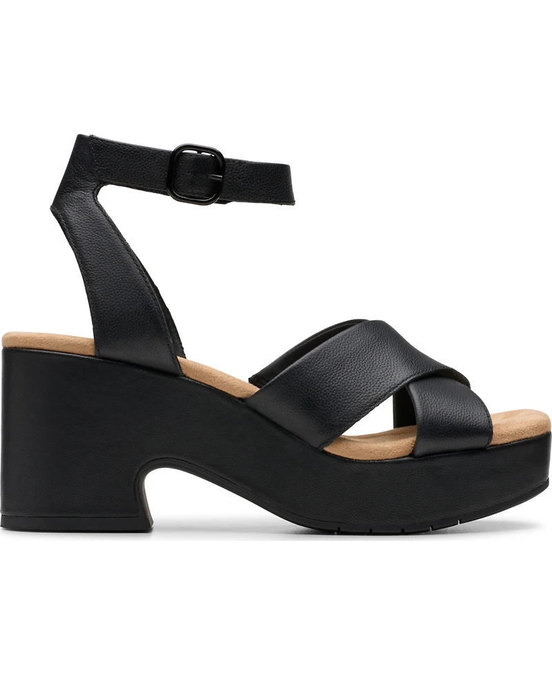 Clarks Collection Women's Nerisa Wedge Sandals