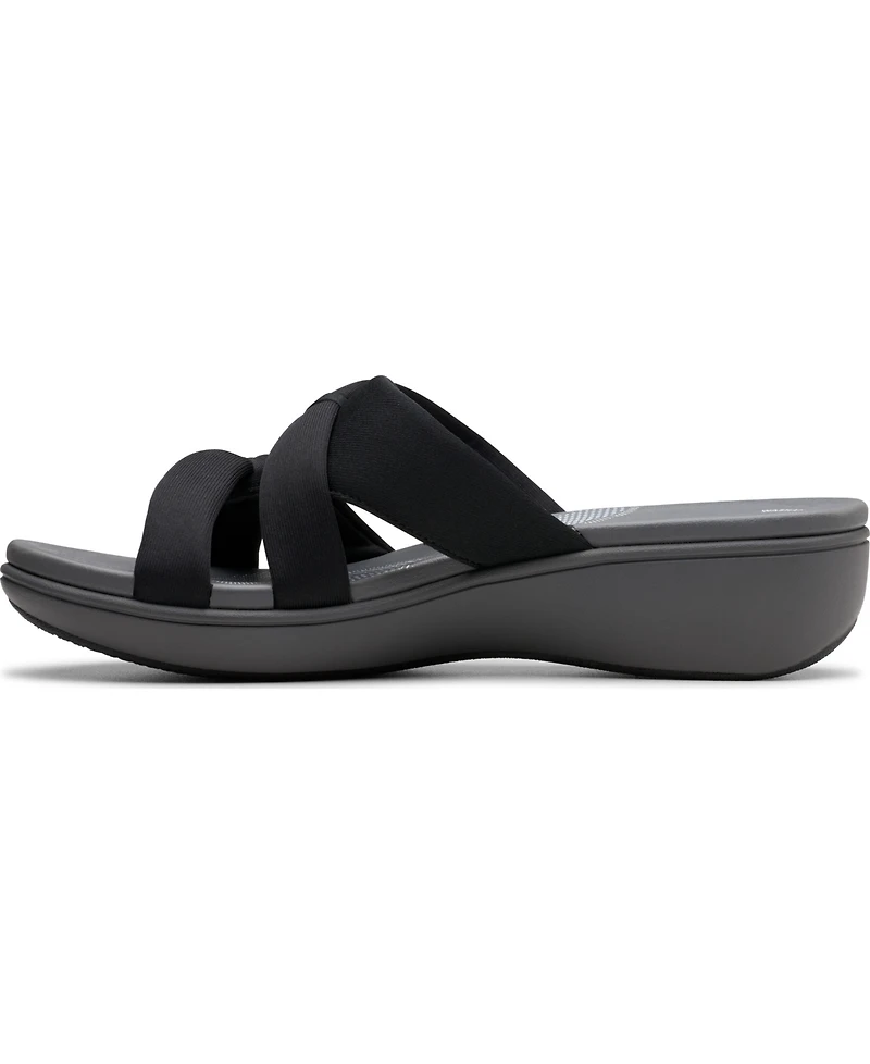 Clarks Cloudsteppers Women's Breeze Rae Cam Slip-On Flat Sandals