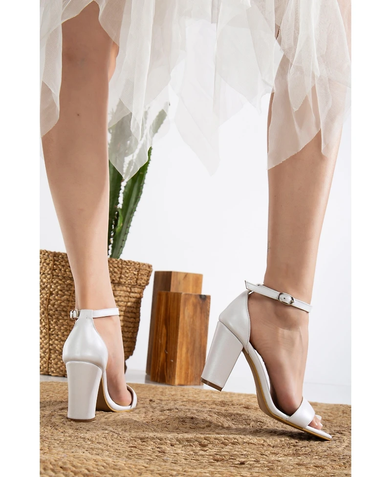 Forever & Always Shoes Taylor Bridal Leather Sandals with Ribbon (Women)