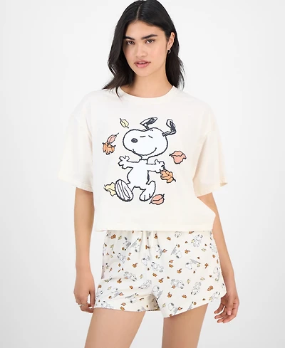 Love Tribe Juniors' Autumn Dancing Snoopy T-Shirt