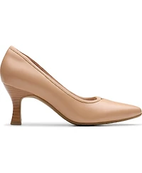 Clarks Women's Kataleyna West Slip On Dress Pumps