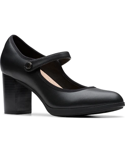 Clarks Women's Bayla Lily Round Toe Pumps