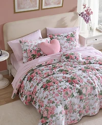 Betsey Johnson Vintage Floral Plush 4-Pc. Comforter Set, Twin