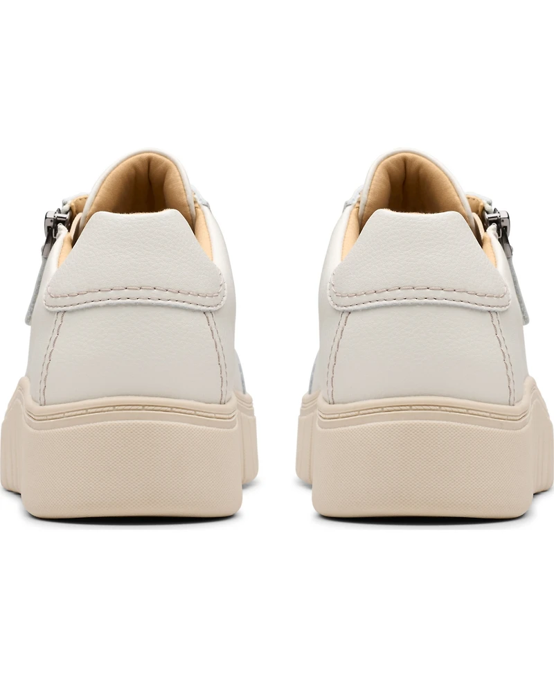 Clarks Women's Mykah Joy Round Toe Sneakers