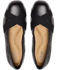 Clarks Women's Jazmynn Gem Round Toe Flats