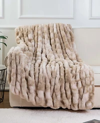 Battilo Luxurious Reversible Rabbit Faux Fur Throw