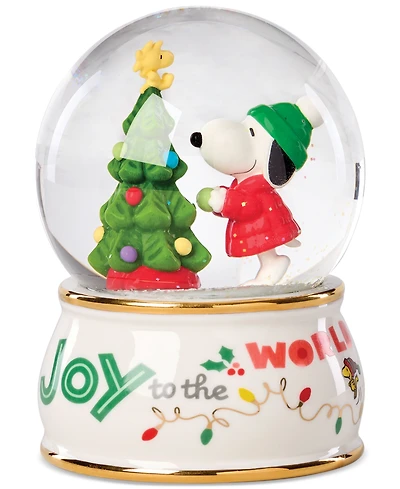 Lenox Snoopy Snow Globe