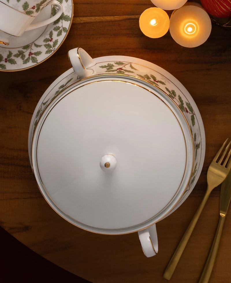 Noritake Holly & Berry Gold Covered Vegetable Bowl
