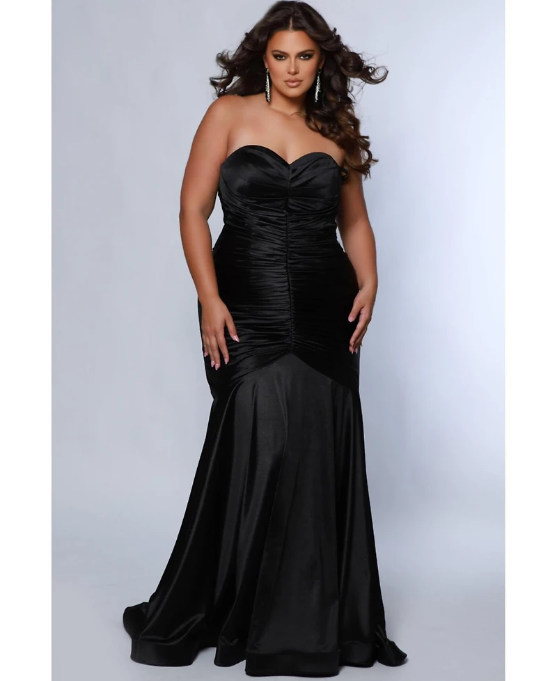 Sydney's Closet Women's Fitted Strapless Sweetheart Neckline Evening Gown