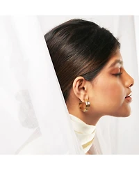 Dhwani Bansal Lune Hoops