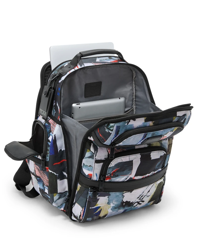 Tumi Alpha 3 17" Brief Pack