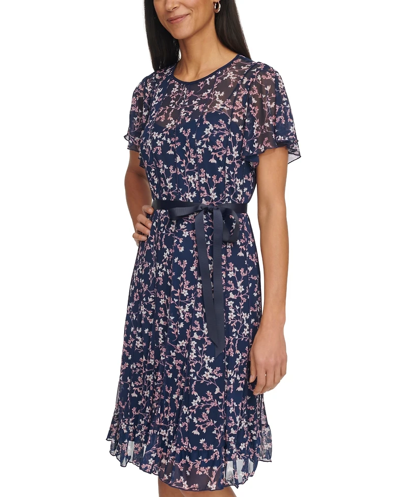 Jessica Howard Women's Flutter-Sleeve Seamed Fit & Flare Dress