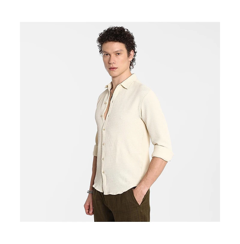 Campus Sutra Men's Ivory White Weave-Textured Shirt