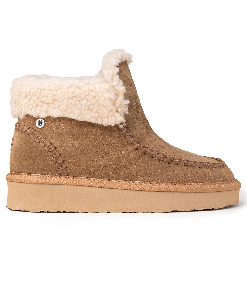 Minnetonka Women's Chandra Suede Berber Lined Ankle Boots