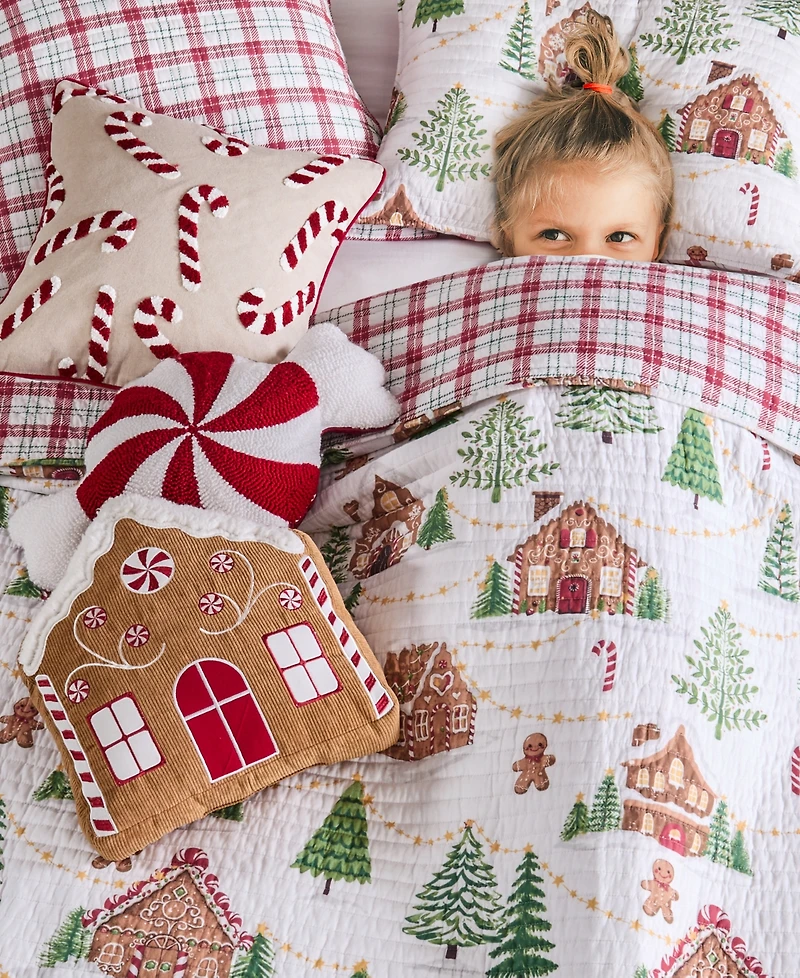 Levtex Home Gingerbread Village Reversible Quilt, Full/Queen