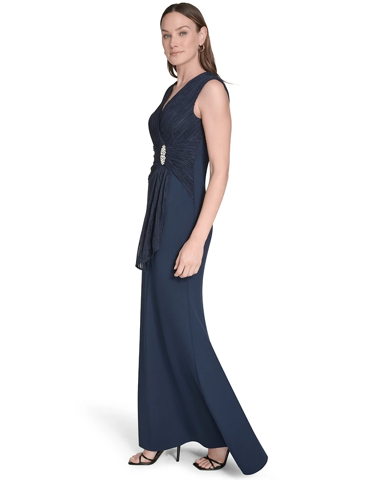 Jessica Howard Petite Sleeveless V-neck Dress