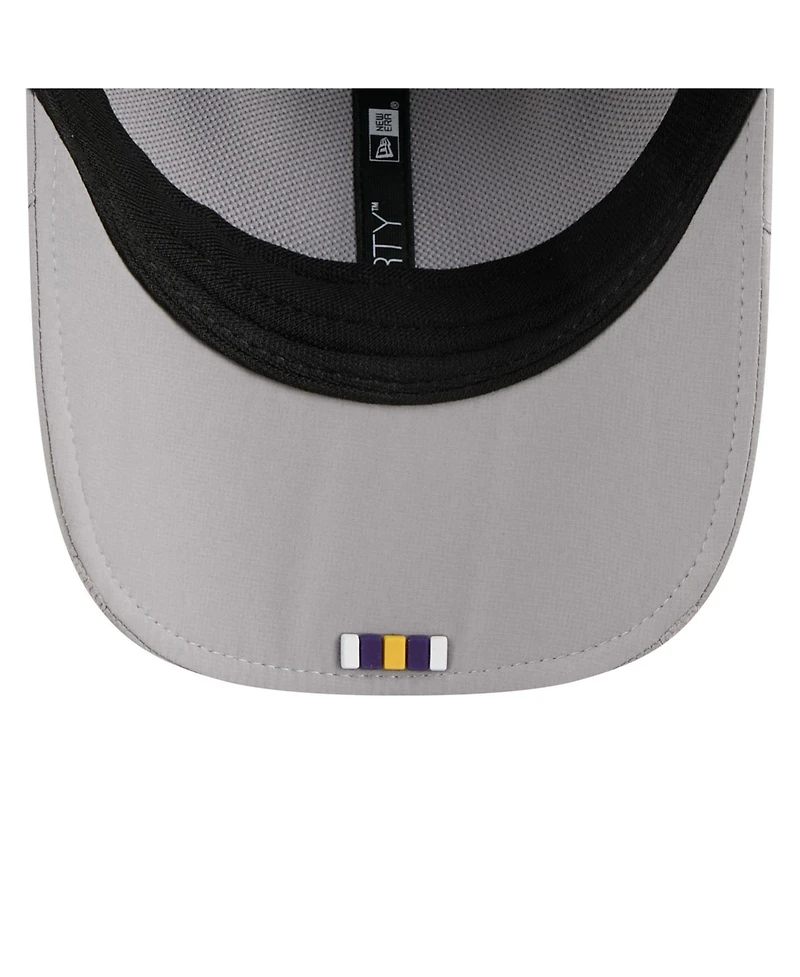 New Era Men's Minnesota Vikings 2025 Sideline M-crown 9FORTY Adjustable Hat