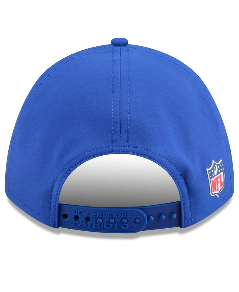 New Era Men's Royal New England Patriots 2025 Sideline Throwback M-crown 9FORTY Adjustable Hat