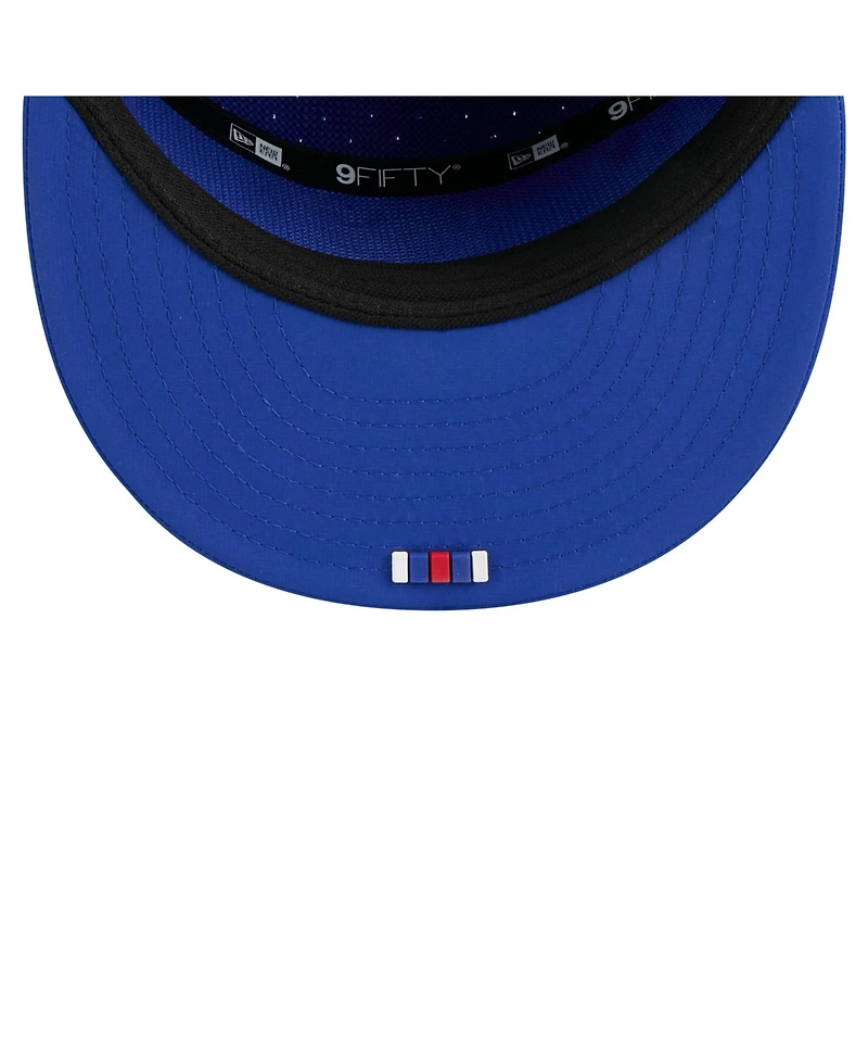 New Era Men's Royal New England Patriots 2025 Sideline Throwback Split Panel 9FIFTY Snapback Hat