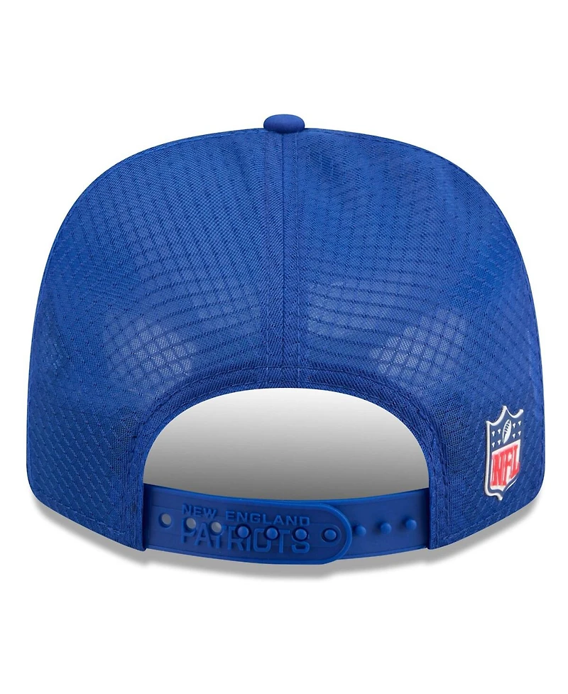 New Era Men's Royal New England Patriots 2025 Sideline Throwback 9SEVENTY Trucker Adjustable Hat